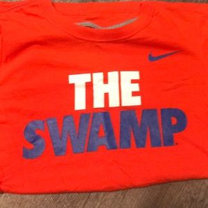 Women’s Nike Florida Gator shirt